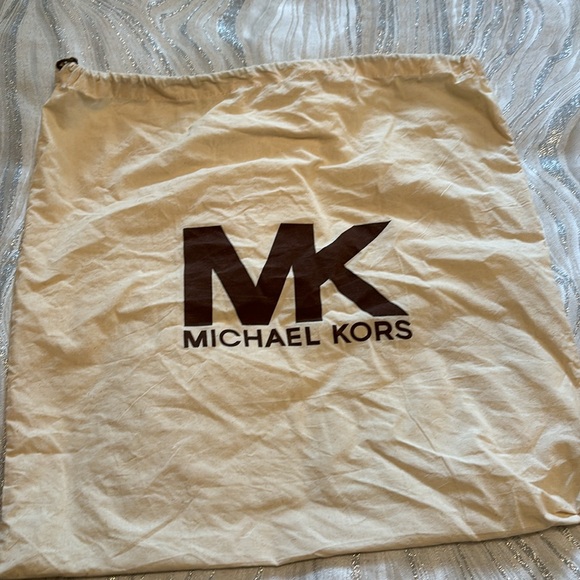 Michael Kors bag, soft leather, silver grey with rivetting detail. EUC - Picture 3 of 6